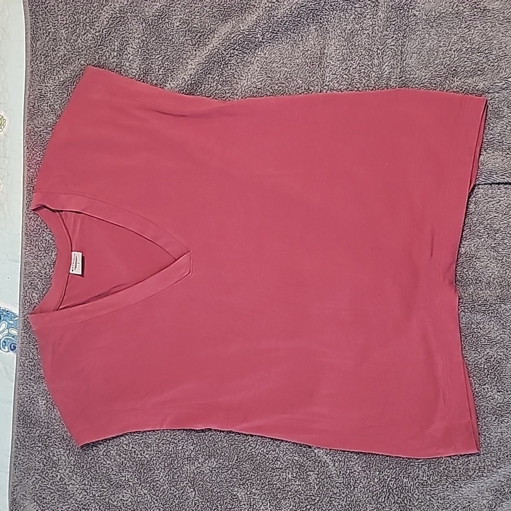 Athleta V neck, open back tie top.